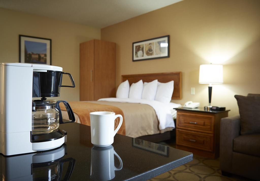 Comfort Inn Kirkland Lake מראה חיצוני תמונה