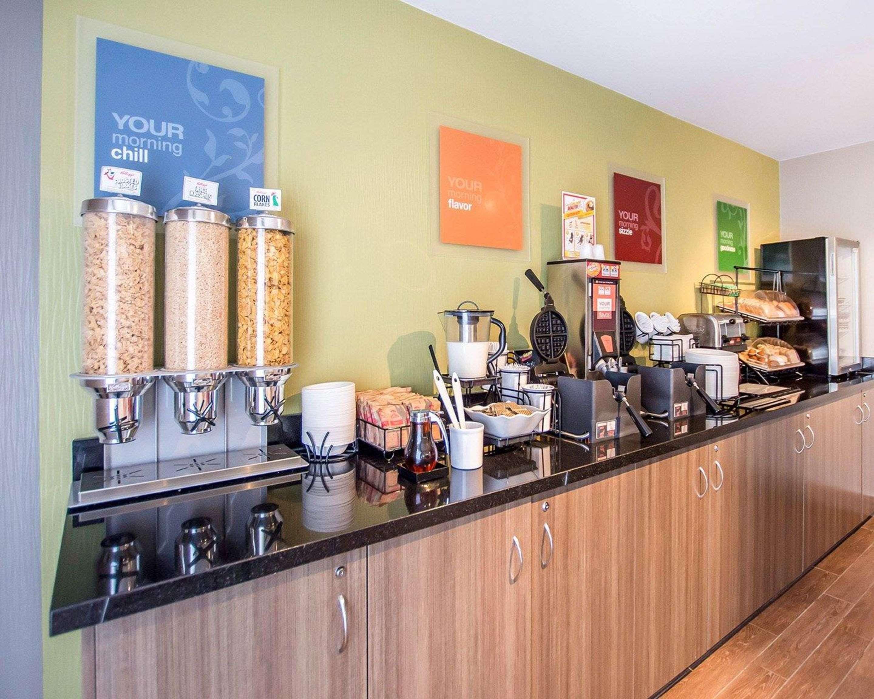 Comfort Inn Kirkland Lake מראה חיצוני תמונה