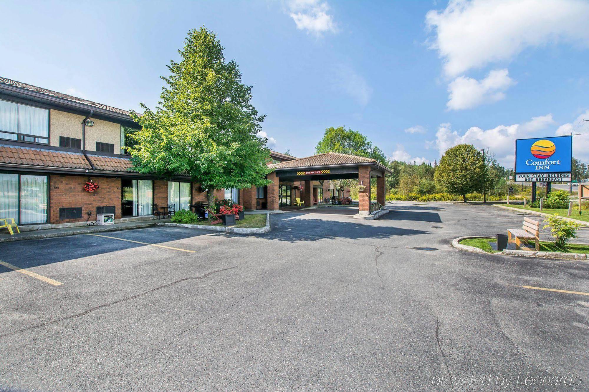 Comfort Inn Kirkland Lake מראה חיצוני תמונה