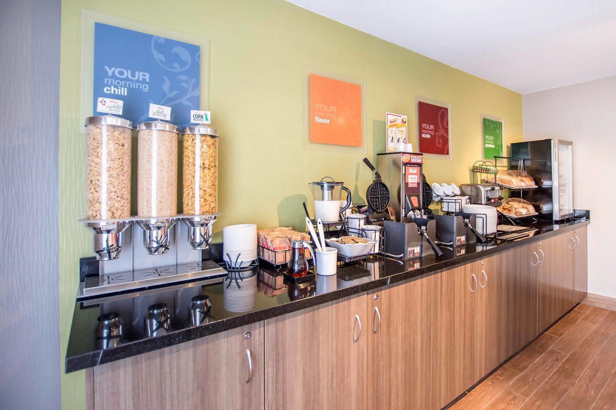 Comfort Inn Kirkland Lake מראה חיצוני תמונה