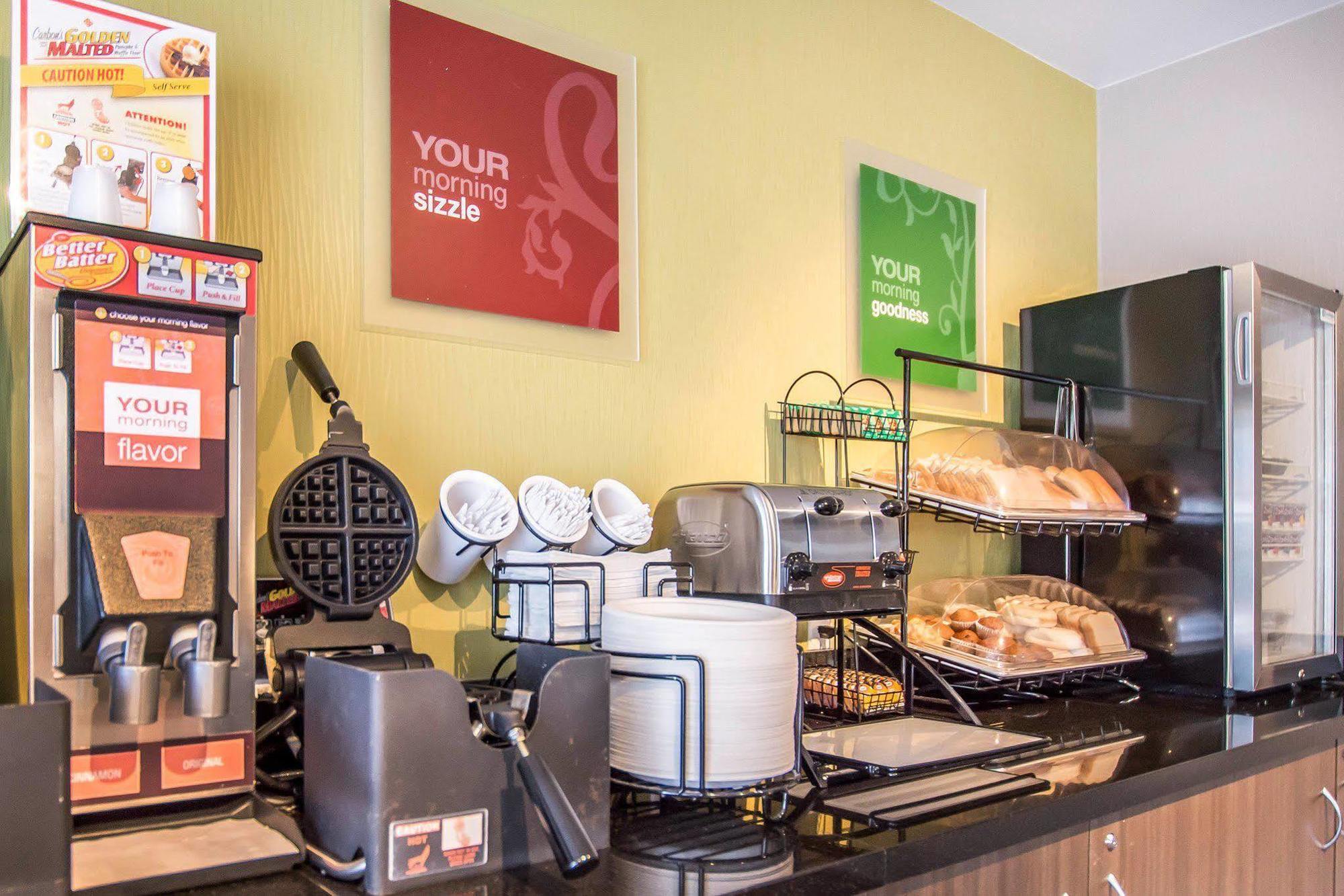 Comfort Inn Kirkland Lake מראה חיצוני תמונה