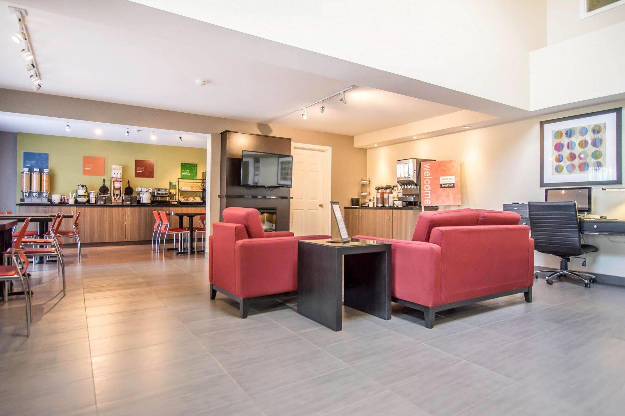 Comfort Inn Kirkland Lake מראה חיצוני תמונה