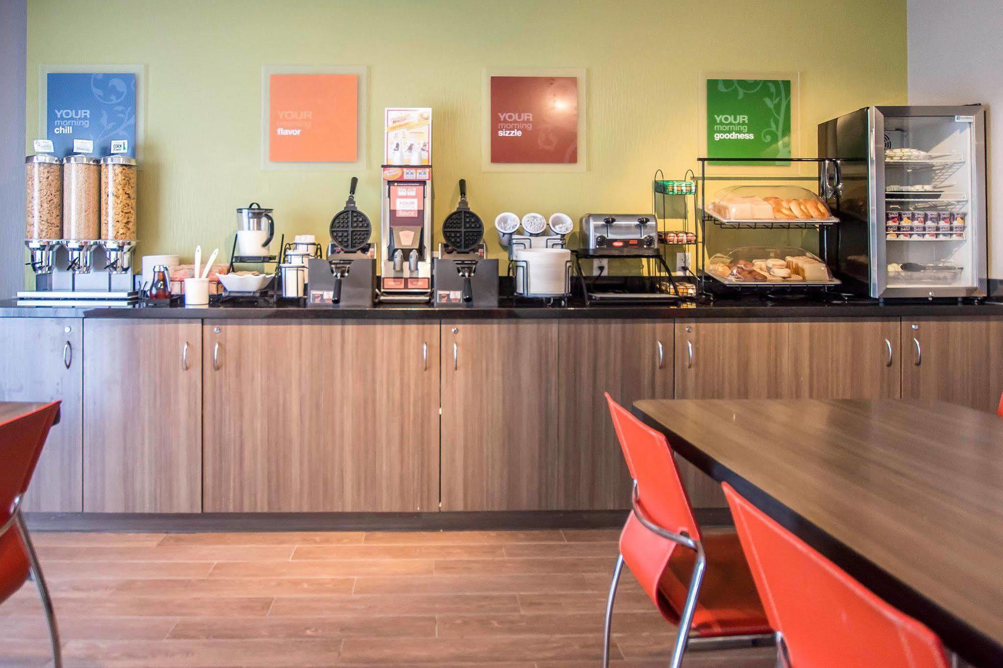 Comfort Inn Kirkland Lake מראה חיצוני תמונה